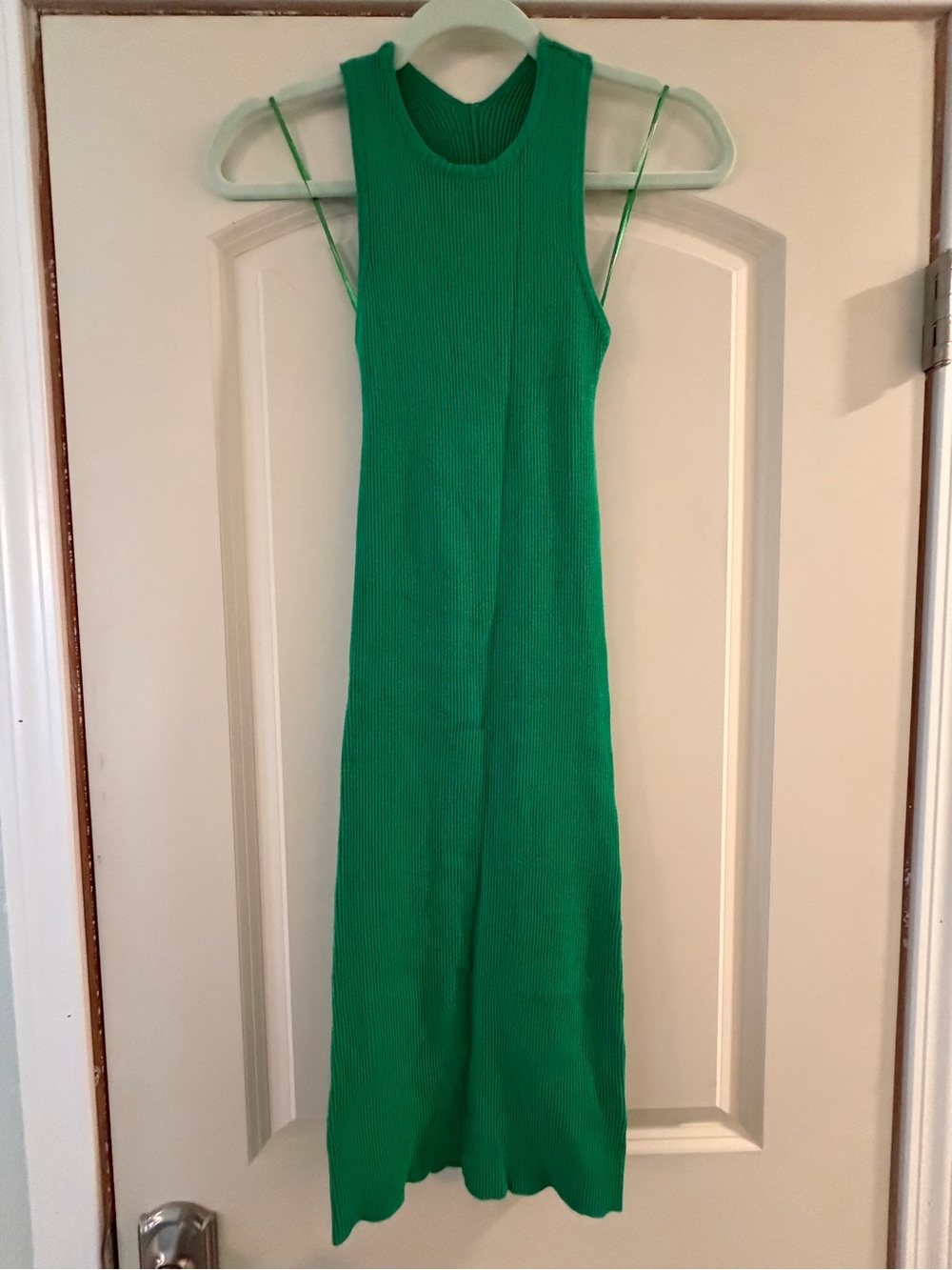 Lush Sleeveless Ribbed Midi Dress in Bright Green